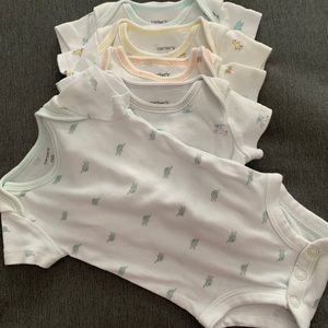 5 pack Short sleeve bodysuits